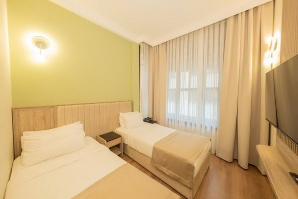 Atik Palace
