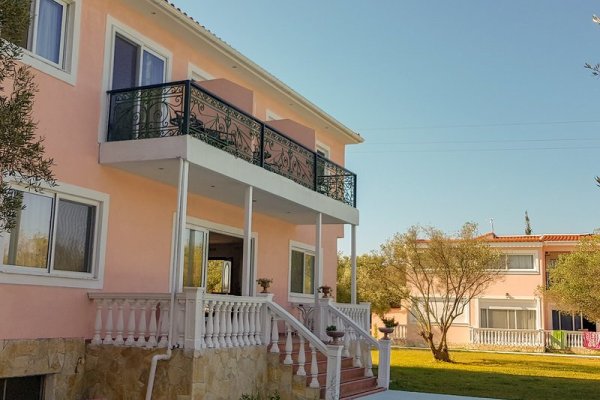 Ai Helis Resort