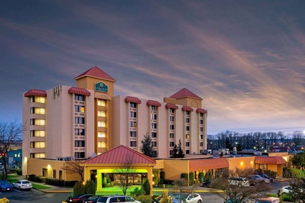 La Quinta Inn & Suites Tacoma Seattle
