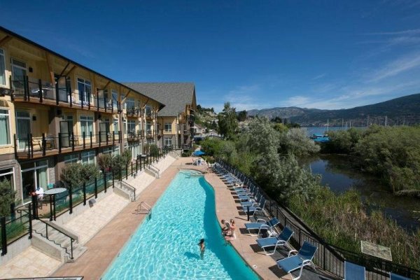 Summerland Waterfront Resort