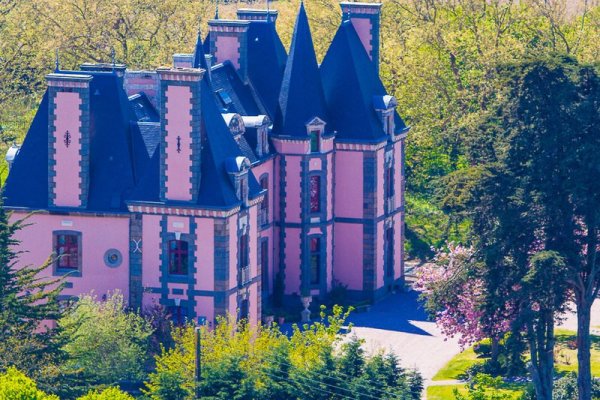 Chateau Du Colombier