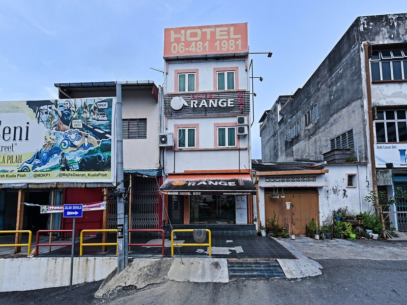 OYO 992 Red Orange Hotel Sdn Bhd Kuala Pilah