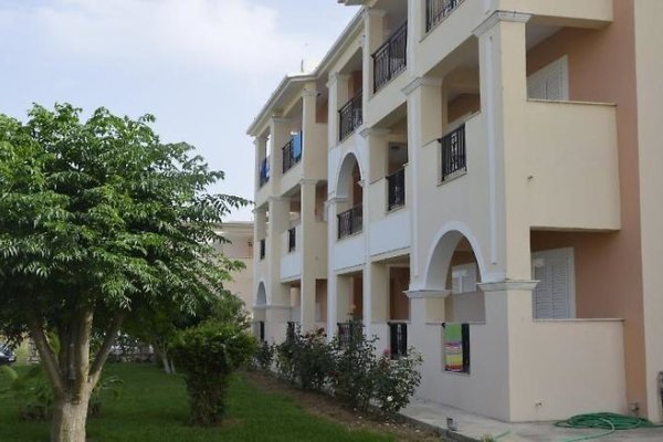 Jenny Studios & Apartments