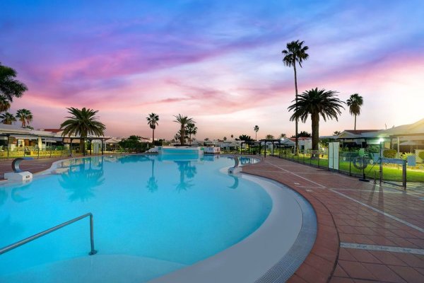 Maspalomas Lago Canary Sunset