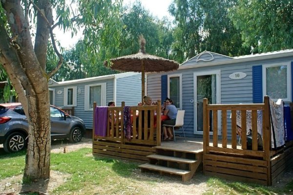 Camping Ampolla Playa