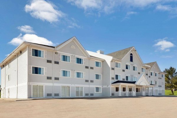 Knights Inn Miramichi