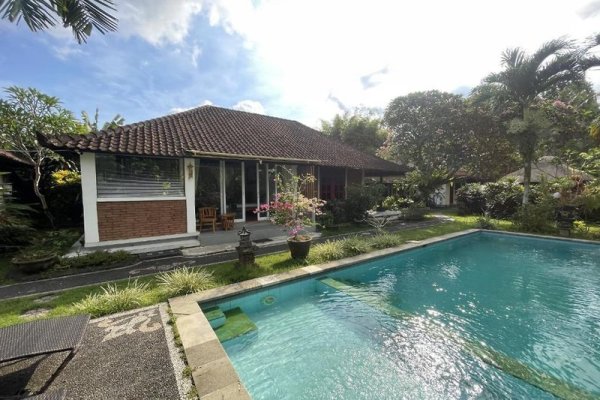 Taman Lituhayu Cottages