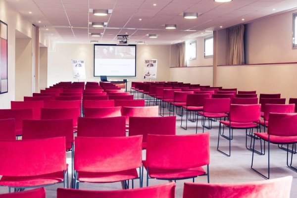Mercure Maurepas Saint Quentin