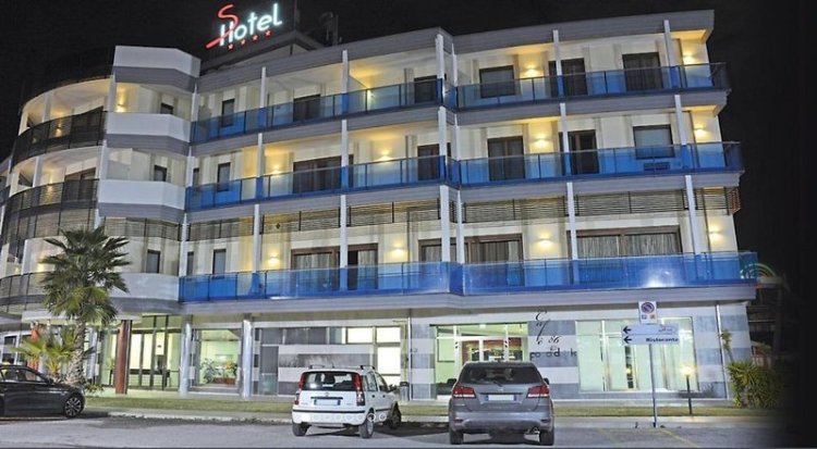 SHotel