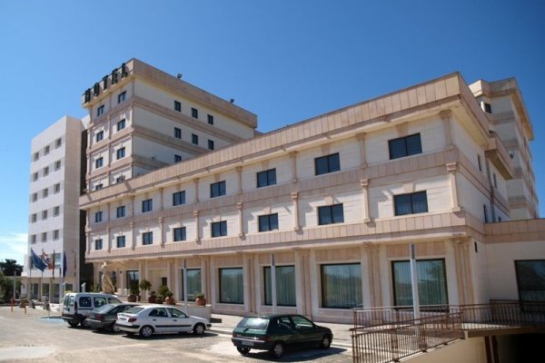 Sercotel Cuatro Postes 