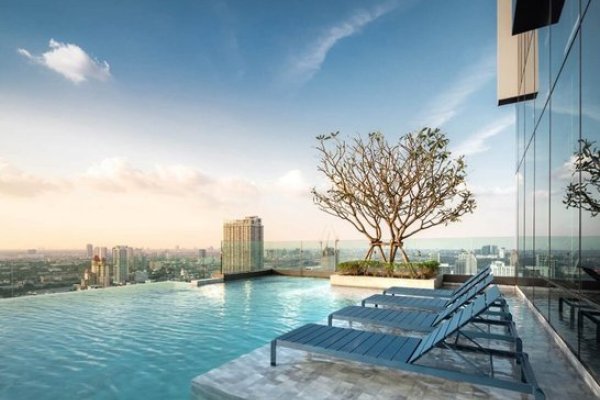 The Quarter Hotel Ari