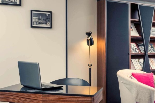 Mercure Paris Arc De Triomphe Wagram Hotel
