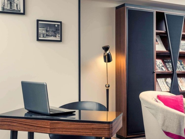Mercure Paris Arc de Triomphe Wagram Hotel