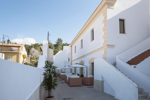 Villa Santadi Boutique Hotel