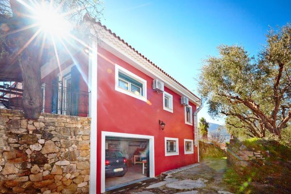 Anemelia Villa