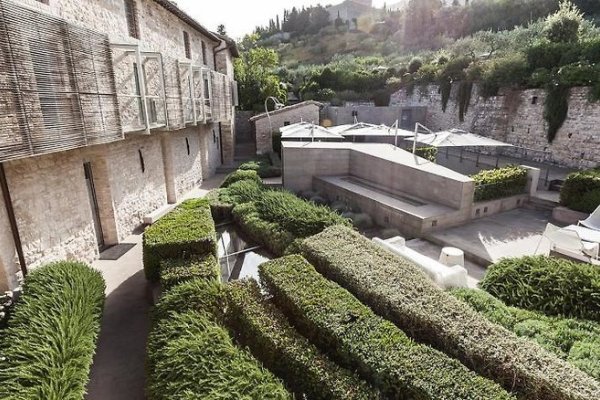 Nun Assisi Relais Spa Museum