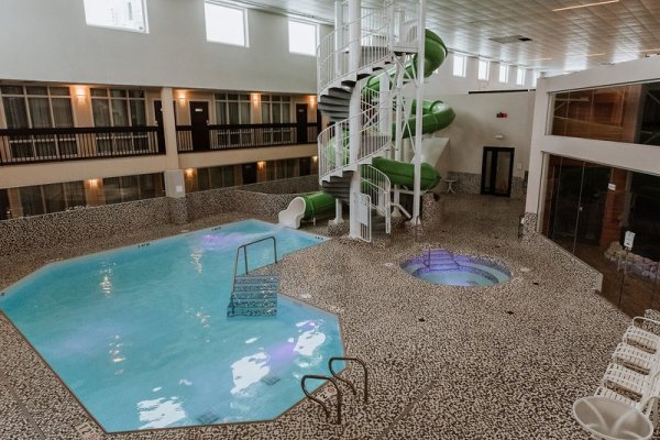 Coast Nisku Inn & Conference Centre
