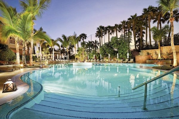 1881 Tenerife Madrigueras Golf Hotel