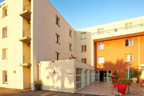 Kyriad Perpignan Sud