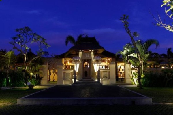Alam Puisi Villa