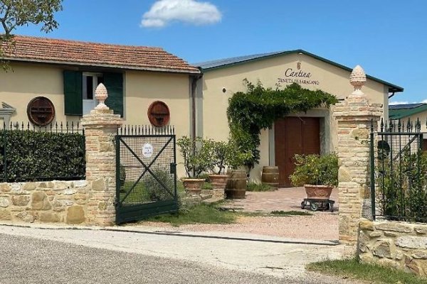 Agriturismo di Charme La Ghirlanda