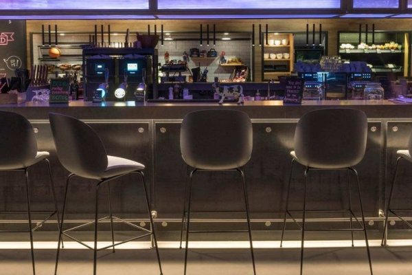 Moxy Oslo X