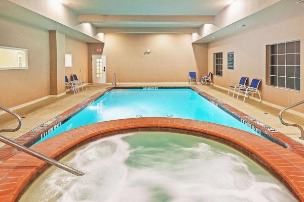 La Quinta Inn & Suites I-20 Longview South