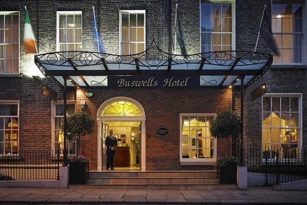 Buswells Hotel