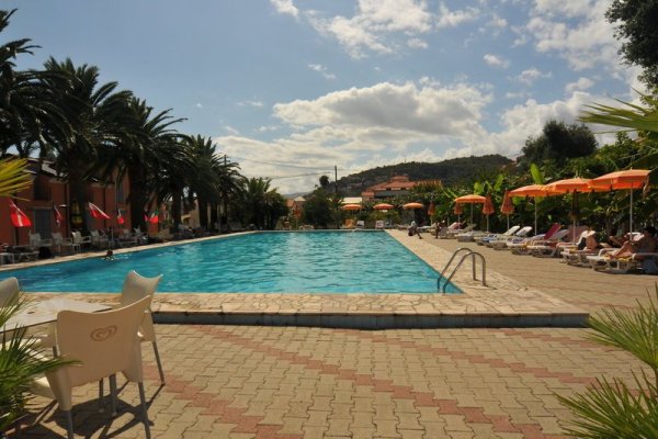 Borgo Degli Ulivi Resort