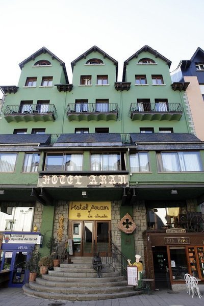 Aran Hotel