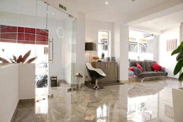 Luxfair Spinola Hotel