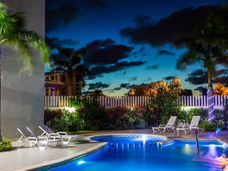 One Cancun Centro