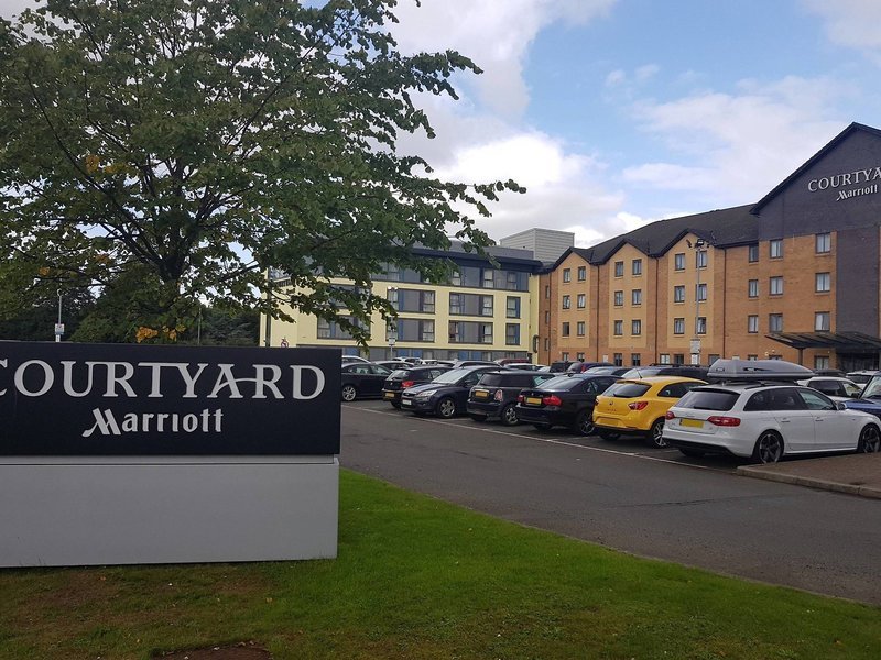 Courtyard Glasgow Airport