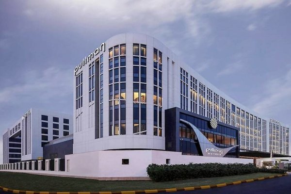 Hotel Pullman New Delhi Aerocity