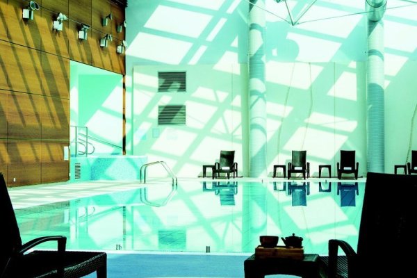 Hilton Geneva Hotel & Conference Centre