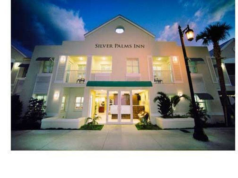 Silver Palms Inn