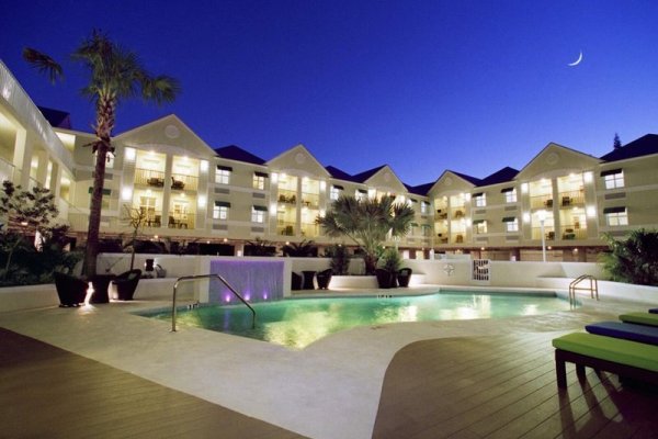 Silver Palms Inn