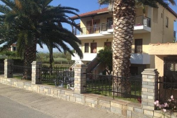 Villa Maria Apartments
