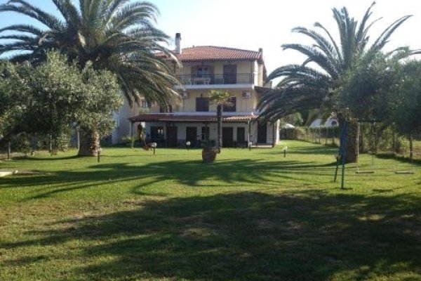 Villa Maria Apartments