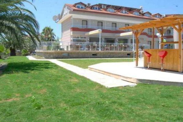 Dalyan Palmiye Resort Hotel