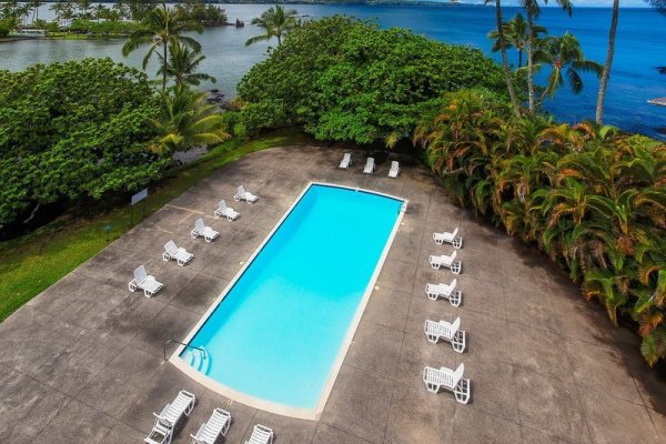 Hilo Hawaiian