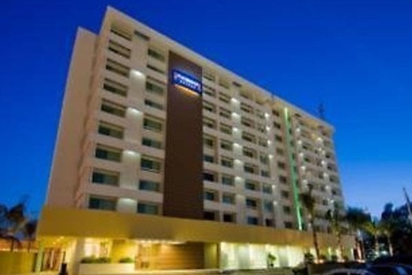 Staybridge Suites Guadalajara Expo