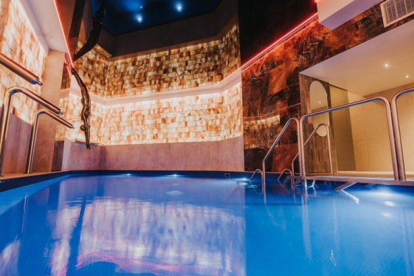 Era Hotel