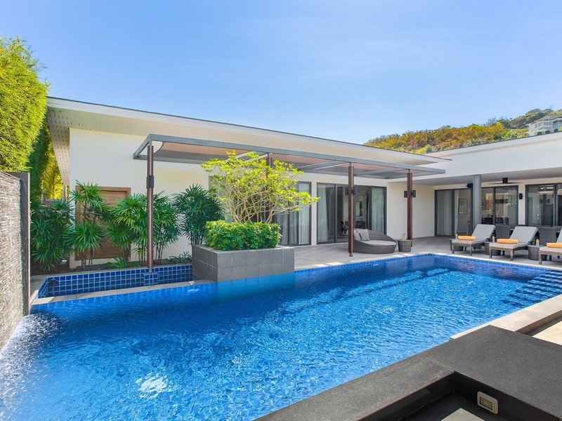 Casa Bay Luxury Pool Villas