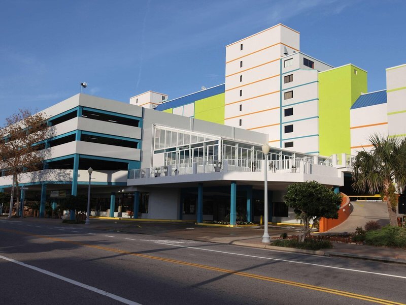 Best Western Plus Sandcastle Beachfront Hotel