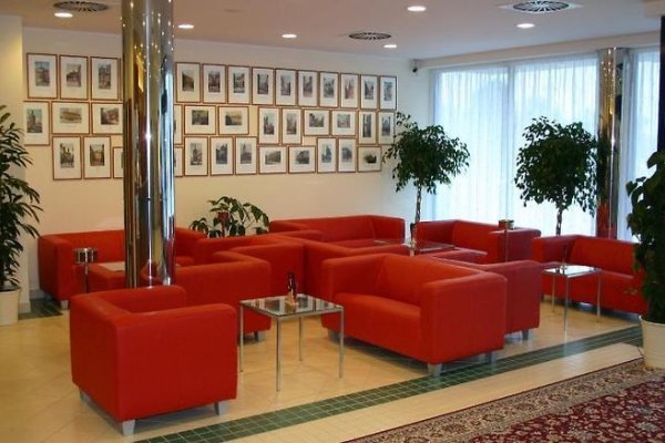 Ramada by Wyndham Airport Prague