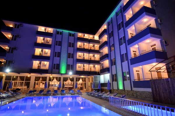 Enki Hotel
