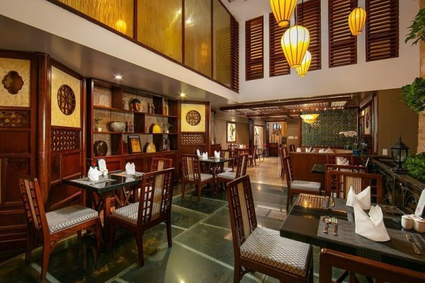 Oriental Suites Hotel
