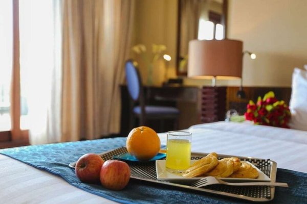Oriental Suites Hotel