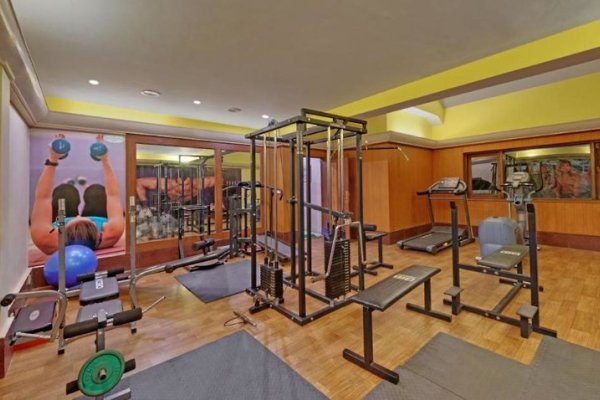 The Fern Kesarval Hotel & Spa
